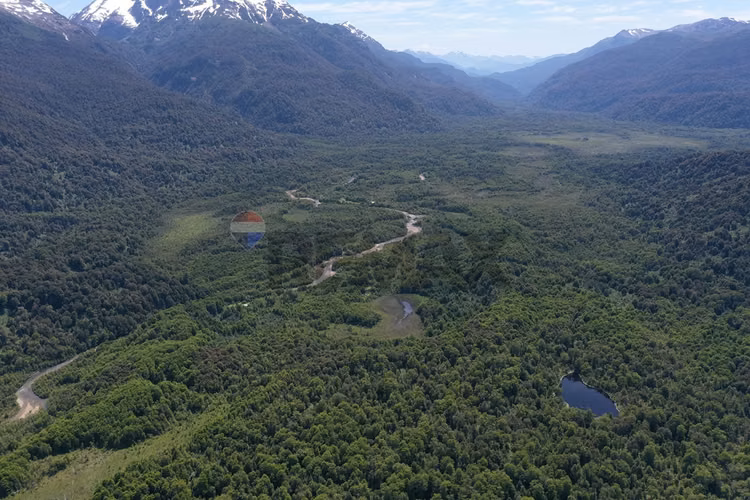 Patagonia con río | 20.000 m² para invertir - Imagen 23