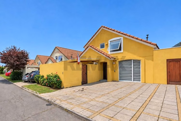 Tu hogar en huechuraba amplitud y jardín - Imagen 2