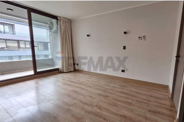 Moderno departamento a pasos de plaza egaña - Imagen 3