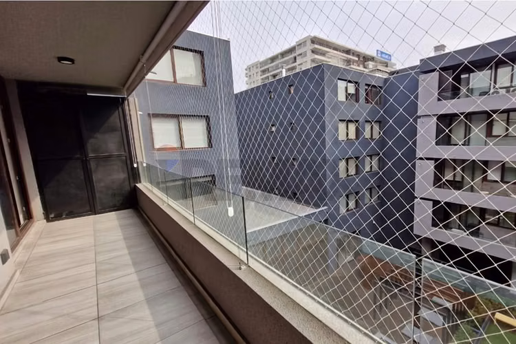 Moderno departamento a pasos de plaza egaña - Imagen 7