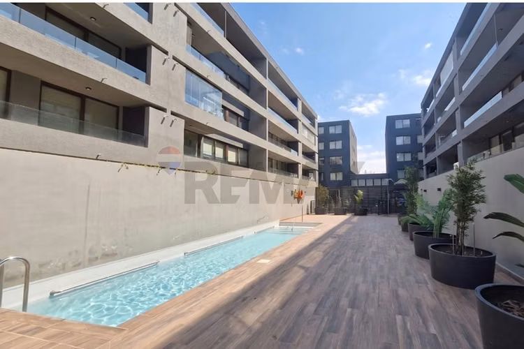 Moderno departamento a pasos de plaza egaña - Imagen 9