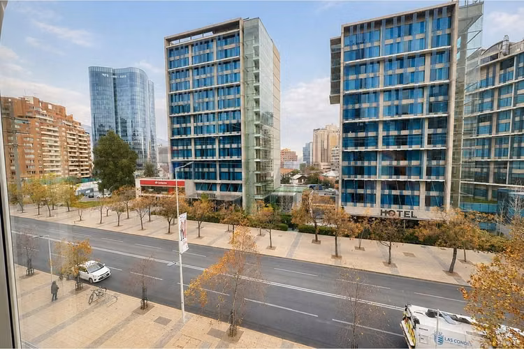 Arriendo oficina manquehue las condes - Imagen 5
