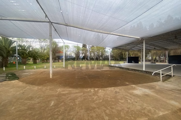 Restaurante y salón centro de eventos