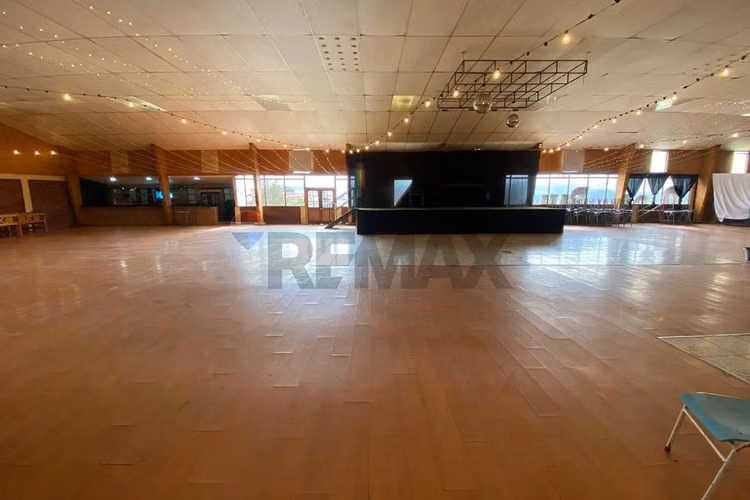 Restaurante y salón centro de eventos