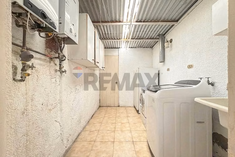 Casa esquina 7d/4b con piscina, las condes - Imagen 27
