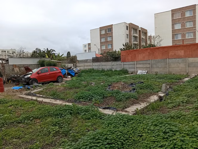 TERRENO COMERCIAL A PASOS DE AVENIDA DE AGUIRRE