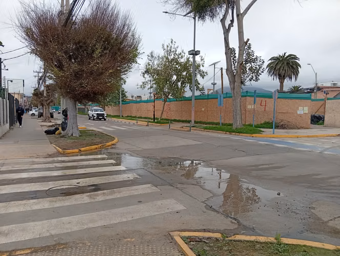 TERRENO COMERCIAL A PASOS DE AVENIDA DE AGUIRRE