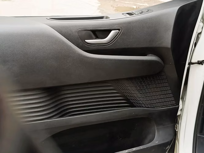HYUNDAI STARIA 2023 - Imagen 12