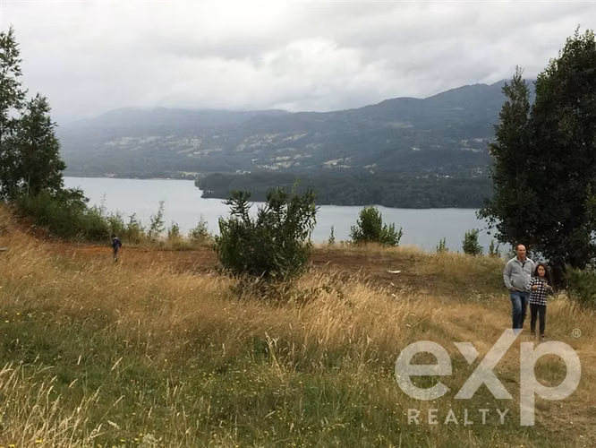 Sitio en venta en Lago Calafquen - Imagen 4