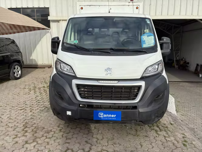 CAMIONETA PEGEUOIT BOXER HDI DCAB 2.0 AÑO 2021 Km 72736