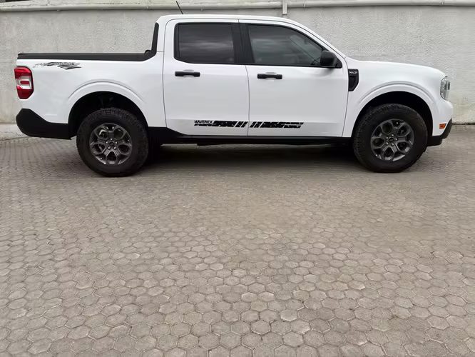 CAMIONETA FORD MAVERICK XLT AUT AÑO 2022 Km 33887 - Imagen 2