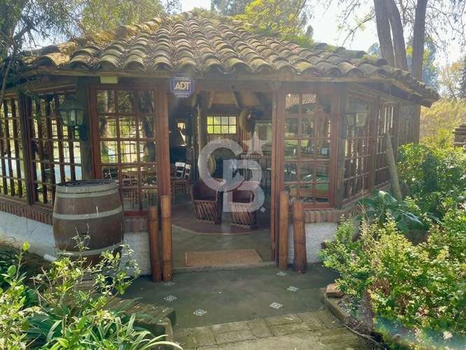 Casona de campo en Rapel, con parque y orilla. CBG