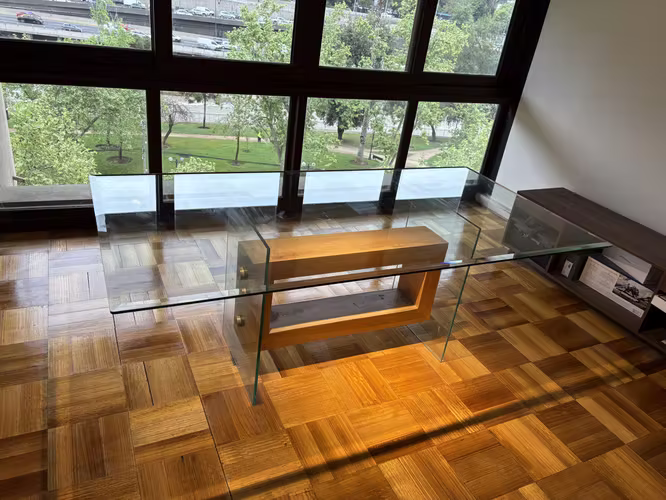 Mesa de comedor de vidrio + 6 sillas - Imagen 5