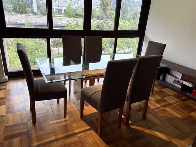 Mesa de comedor de vidrio + 6 sillas