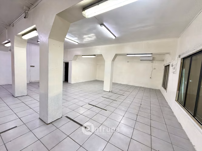 Arriendo local comercial - Imagen 2