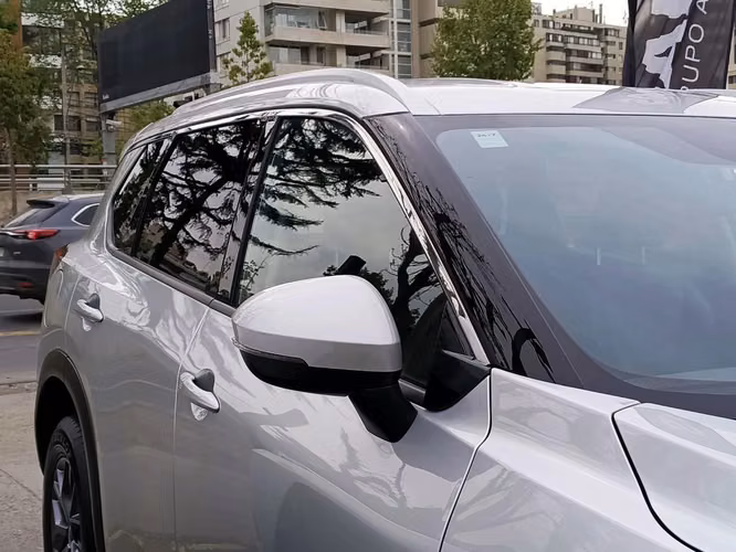 NISSAN X-TRAIL 2025 - Imagen 4