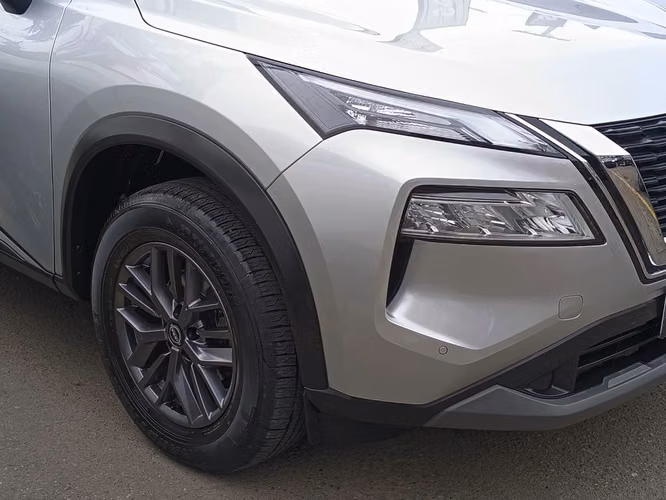NISSAN X-TRAIL 2025 - Imagen 5