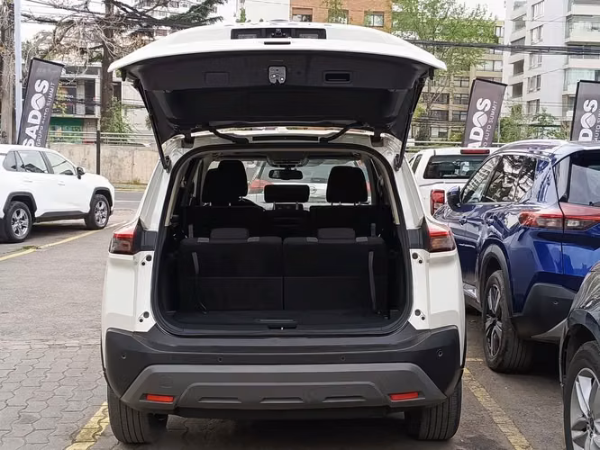 NISSAN X-TRAIL 2024 - Imagen 8