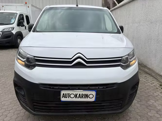 FURGON CITROEN BERLINGO AÑO 2024 Km20995
