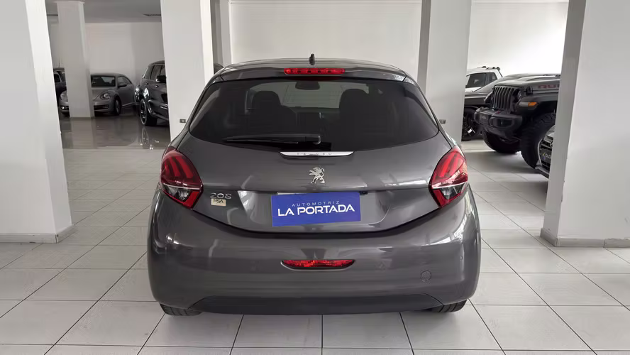 Peugeot	208	Blue HDI 100 1.5 año 2021-$9.900.000 - Imagen 9