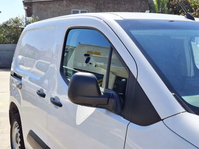 PEUGEOT PARTNER 2025 - Imagen 5