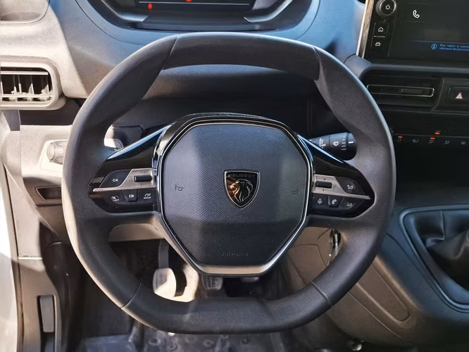 PEUGEOT PARTNER 2025 - Imagen 17