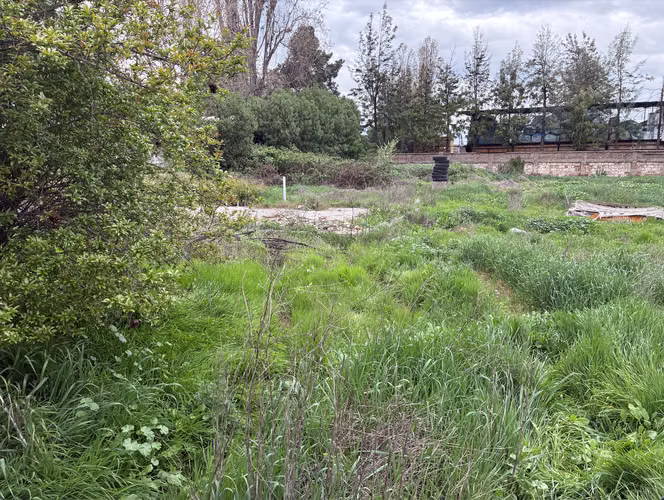 TERRENO 2500 METROS A 5 CUADRAS METRO LAS MERCEDES