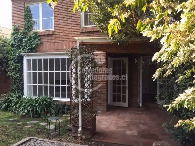 Casa en arriendo de 4 dormitorios en Vitacura - Imagen 23