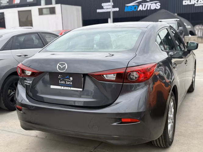 MAZDA NEW 3 - Imagen 7