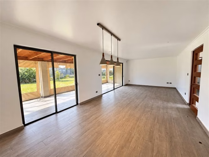 Vendemos Excelente Casa Sector Oriente, Talca - Imagen 4