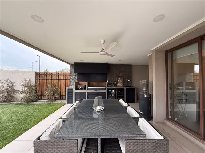 Arriendo Casa en Condominio 3D 3B en Chicureo - Imagen 17
