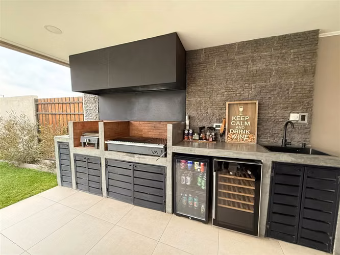 Arriendo Casa en Condominio 3D 3B en Chicureo - Imagen 16