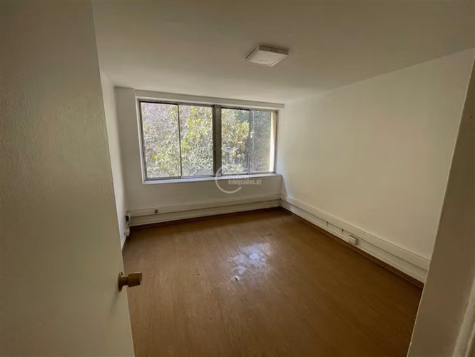 Oficina en arriendo en Santiago - Imagen 4