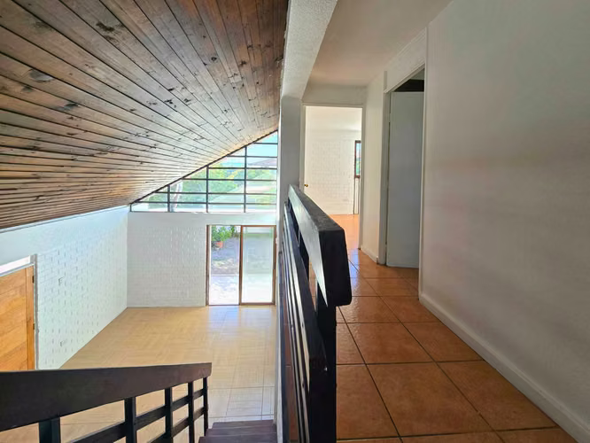 Amplia casa con gran terreno (184528) - Imagen 17