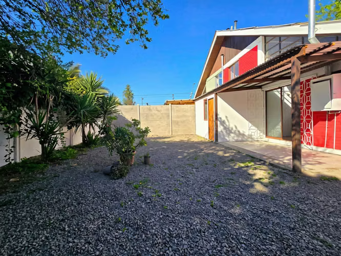Amplia casa con gran terreno (184528) - Imagen 25