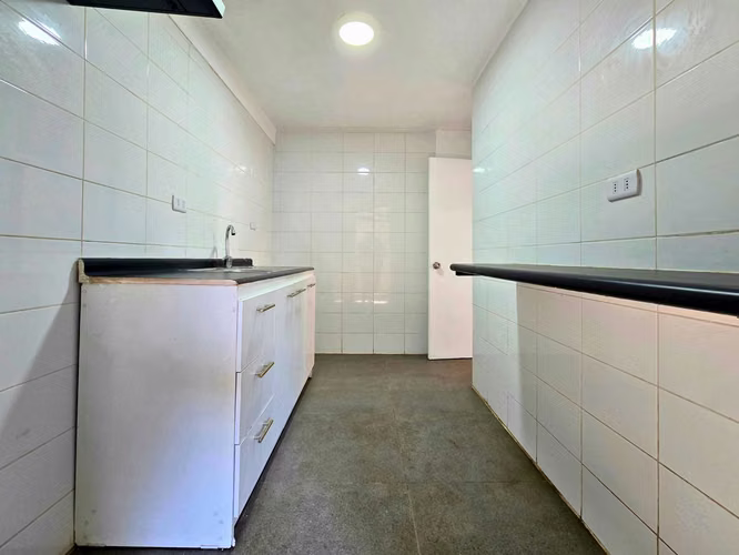 Amplia casa con gran terreno (184528) - Imagen 11