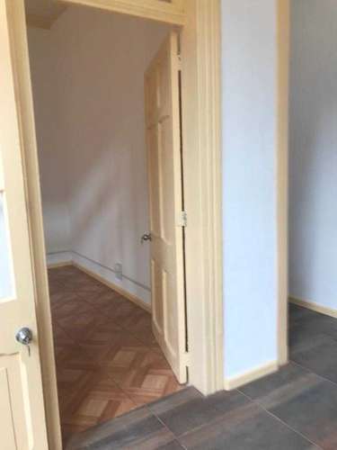 Cerro Baron bajo casa arriendo primer piso C2K (184529)