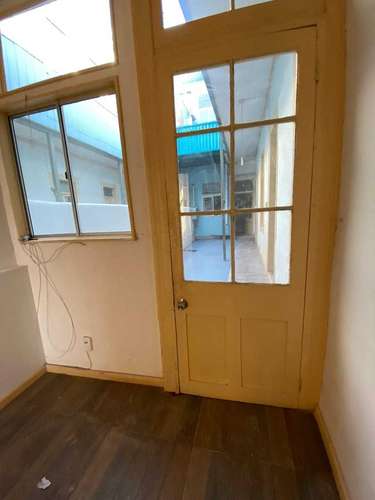 Cerro Baron bajo casa arriendo primer piso C2K (184529)