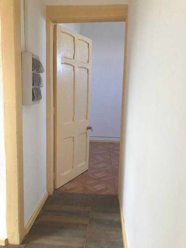 Cerro Baron bajo casa arriendo primer piso C2K (184529)