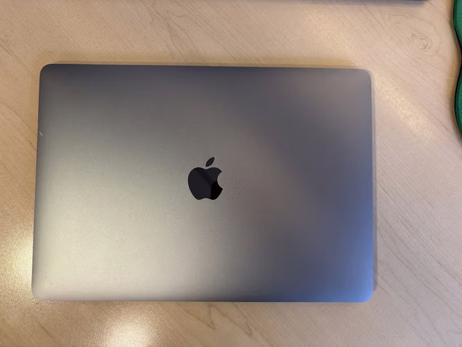 MacBook Air M1 256gb Space Gray en buen estado