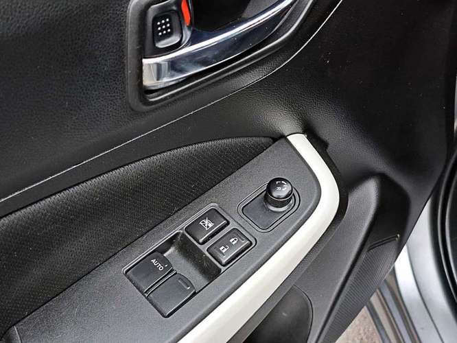 SUZUKI SWIFT 2024