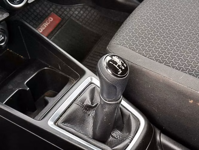 SUZUKI SWIFT 2024 - Imagen 20