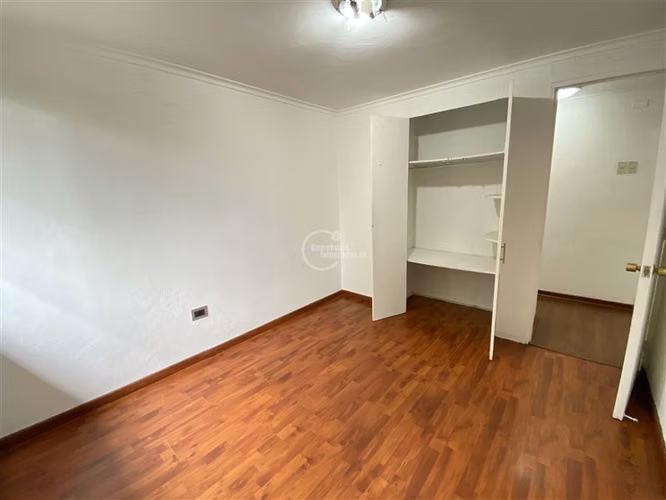 De 4 dorm. 2 baños en pasaje cerrado en Las Condes - Imagen 9
