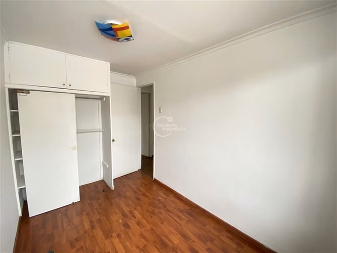 De 4 dorm. 2 baños en pasaje cerrado en Las Condes - Imagen 14