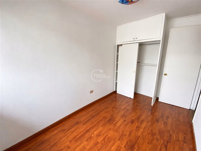 De 4 dorm. 2 baños en pasaje cerrado en Las Condes - Imagen 15
