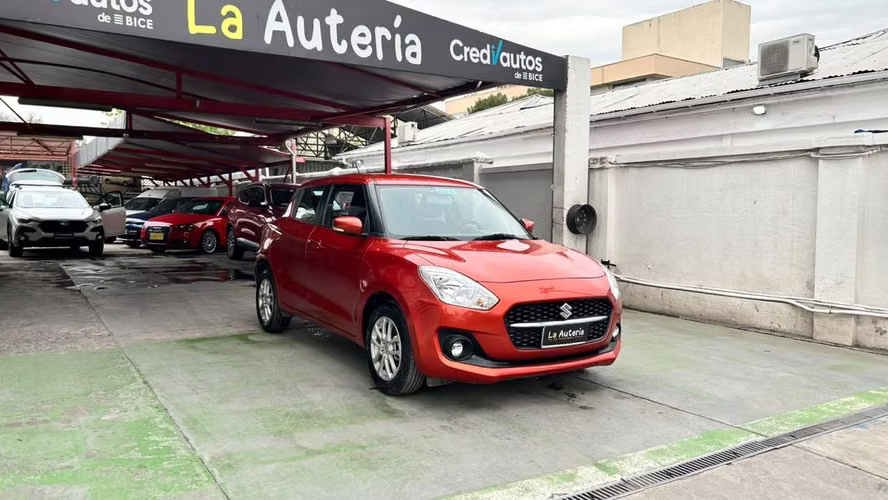 Suzuki Swift GLS 4X2 1.2 MT HB 5P (2024)