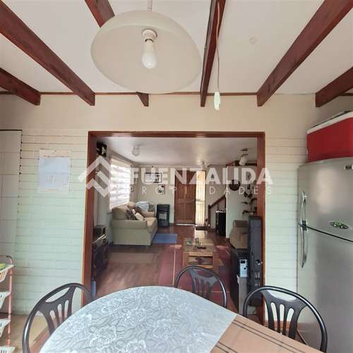 Vende casa regularizada de 3 D- 1B- EST. Puente Alto