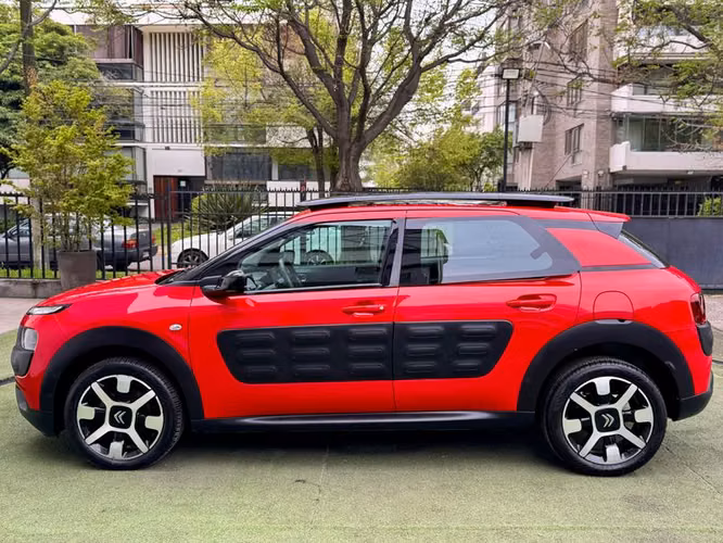 CITROEN C4 CACTUS BLUEHDI120AT6 FEEL - 2017 | 4753 - Imagen 4