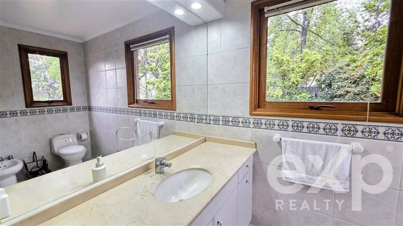 Casa en arriendo de 4 dorm. en Lo Barnechea - Imagen 24