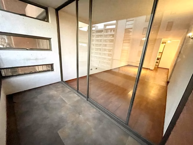 Departamento en arriendo de 2 dorm. en Las Condes - Imagen 3